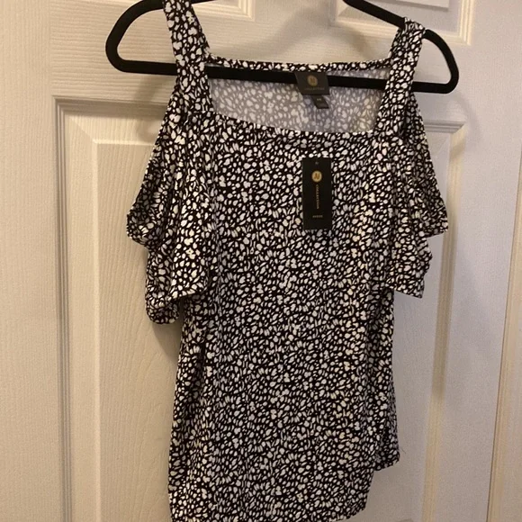 JM Collection Top - Picture 1 of 6